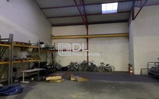 Entrepôt à louer à Saint-Maur-des-Fossés - 400 m²