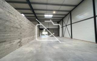 Entrepôt à vendre à Villebon-sur-Yvette - 493 m²