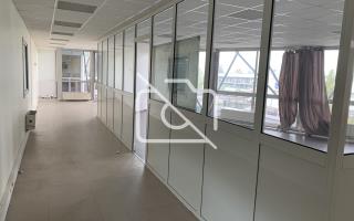 Entrepôt à louer à Morangis - 1 410 m²