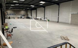 Entrepôt à louer à Morangis - 1 410 m²