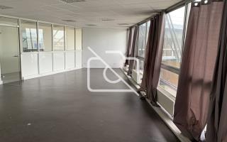 Entrepôt à louer à Morangis - 1 410 m²