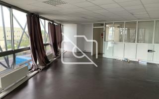 Entrepôt à louer à Morangis - 1 410 m²