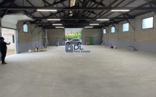 Entrepôt à louer à Brunoy - 472 m²