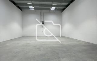 Entrepôt à louer à Corbeil-Essonnes - 376 m²