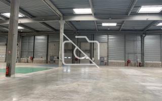 Entrepôt à louer à Combs-la-Ville - 3 403 m²