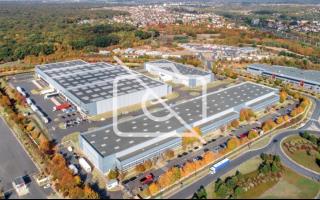 Entrepôt à louer à Combs-la-Ville - 3 403 m²