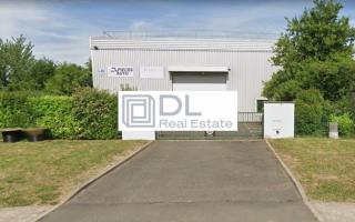 Entrepôt à louer à Savigny-le-Temple - 925 m²