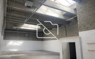Entrepôt à louer à Aulnay-sous-Bois - 1 469 m²