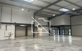 Entrepôt à louer à Ferrières-en-Brie - 2 827 m²