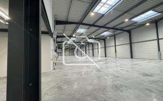 Entrepôt à louer à Ferrières-en-Brie - 2 827 m²