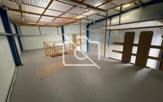 Entrepôt à louer à Brie-Comte-Robert - 140 m²