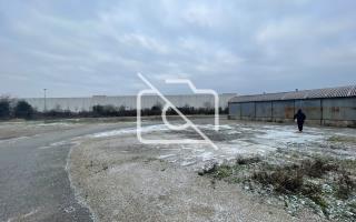 Terrain à louer à Santeny - 13 033 m²