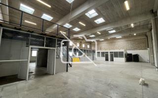 Entrepôt à louer à Vitry-sur-Seine - 720 m²
