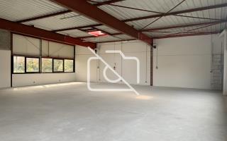Entrepôt à louer à Villebon-sur-Yvette - 567 m²