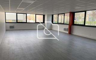 Entrepôt à louer à Villebon-sur-Yvette - 567 m²