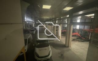 Entrepôt à louer à Villeneuve-le-Roi - 2 000 m²