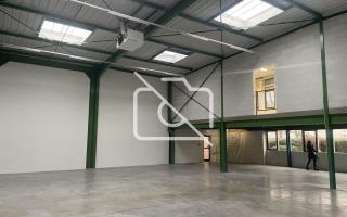 Entrepôt à louer à Saint Thibault des Vignes - 2 143 m²