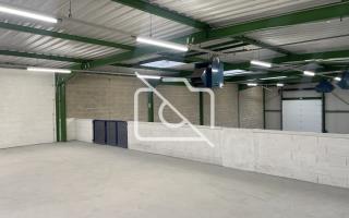 Entrepôt à louer à Saint Thibault des Vignes - 2 143 m²