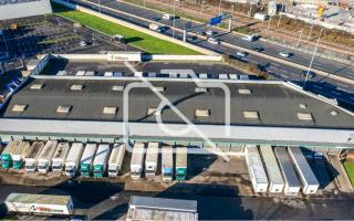Entrepôt à louer à Courneuve - 2 420 m²