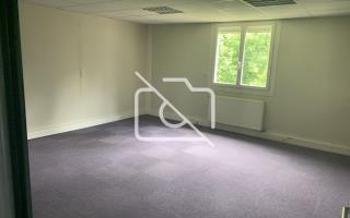 Entrepôt à vendre à Marcoussis - 1 200 m²