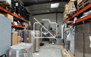 Entrepôt à louer à Pontault-Combault - 639 m²