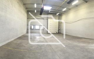 Entrepôt à louer à Chelles - 391 m²
