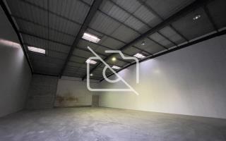 Entrepôt à louer à Meaux - 1 100 m²