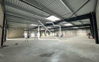Entrepôt à louer à Bussy-Saint-Georges - 2 300 m²