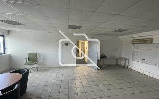 Entrepôt à louer à Lieusaint - 760 m²