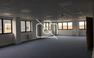 Entrepôt à louer à Vaires-sur-Marne - 409 m²