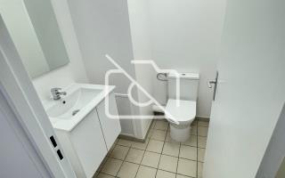 Entrepôt à louer à Orly - 376 m²