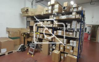 Entrepôt à louer à Antony - 357 m²