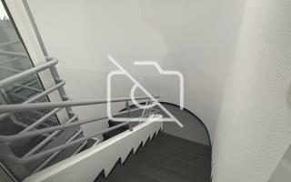 Entrepôt à louer à Élancourt - 382 m²