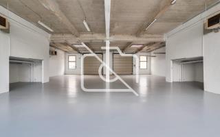 Entrepôt à louer à La Verrière - 642 m²