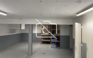 Entrepôt à louer à Buc - 620 m²