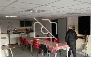 Entrepôt à louer à Buc - 620 m²