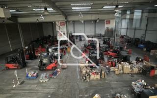 Entrepôt à louer à Trappes - 2 658 m²