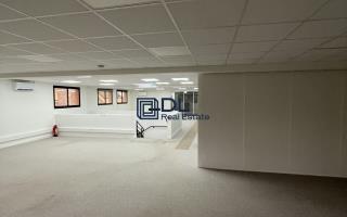 Entrepôt à vendre à Jouy-en-Josas - 647 m²