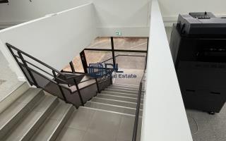 Entrepôt à vendre à Jouy-en-Josas - 647 m²