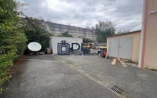 Entrepôt à vendre à Jouy-en-Josas - 647 m²