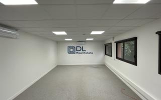 Entrepôt à vendre à Jouy-en-Josas - 647 m²