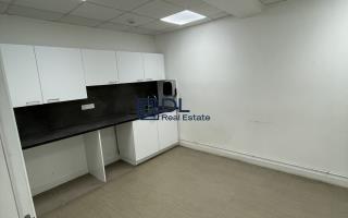 Entrepôt à vendre à Jouy-en-Josas - 647 m²