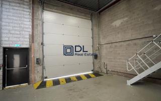 Entrepôt à vendre à Jouy-en-Josas - 647 m²