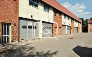 Entrepôt à louer à Lisses - 160 m²