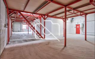 Entrepôt à louer à Villebon-sur-Yvette - 567 m²