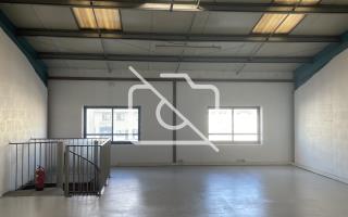 Entrepôt à louer à Lisses - 720 m²