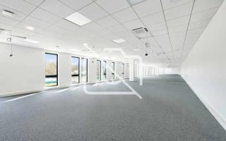 Entrepôt à louer à Trappes - 2 750 m²