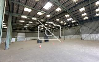 Entrepôt à louer à Viry-Châtillon - 1 450 m²