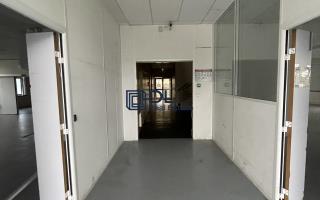 Entrepôt à vendre à Montigny-le-Bretonneux - 810 m²