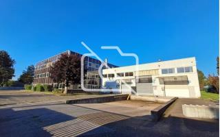 Entrepôt à louer à Buc - 3 969 m²